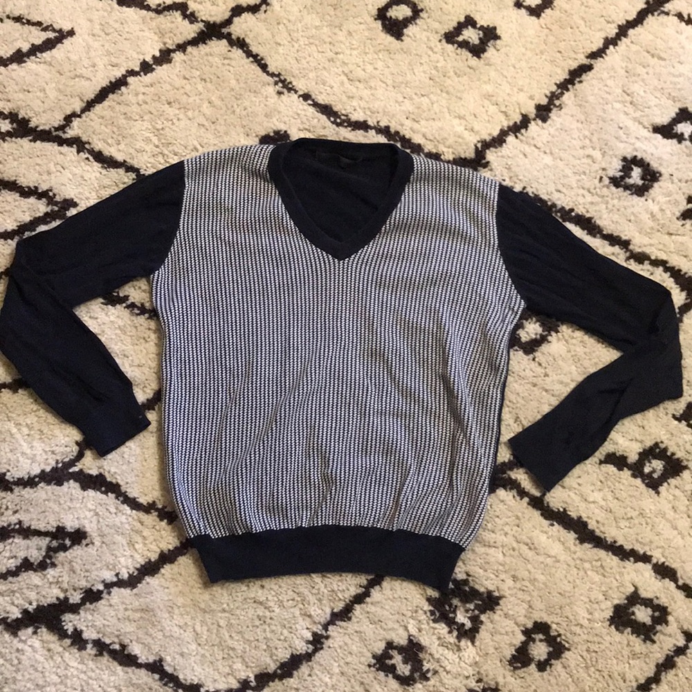 Lagerfeld navy patterned v neck sweater Medium